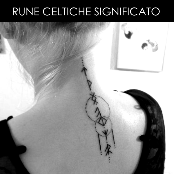 Rune Celtiche tatuaggio schiena